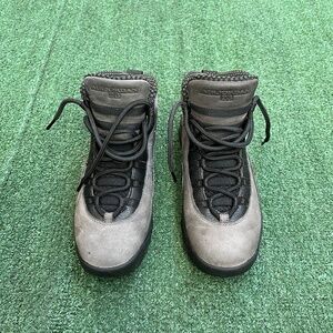 Jordan 10 “dark shadow”